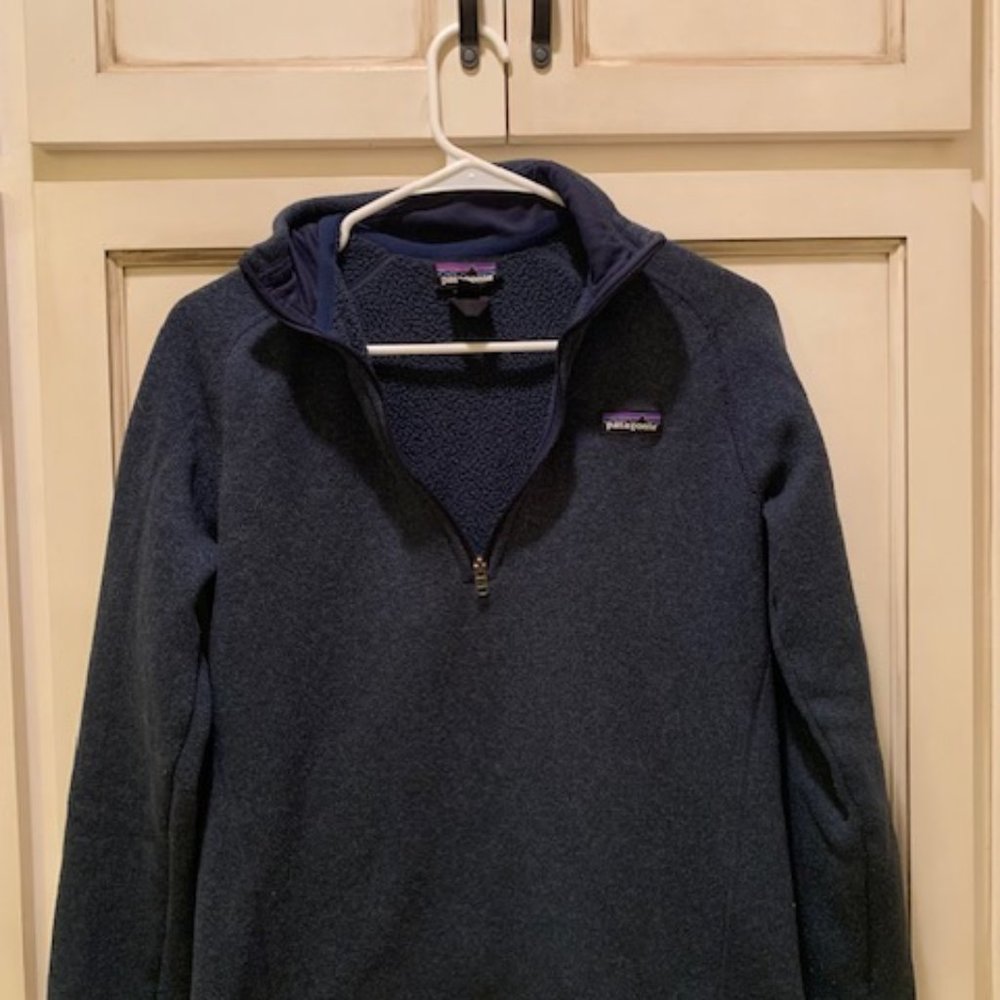 COPY - Patagonia 1/4 zip pullover sweater; Youth Size Medium